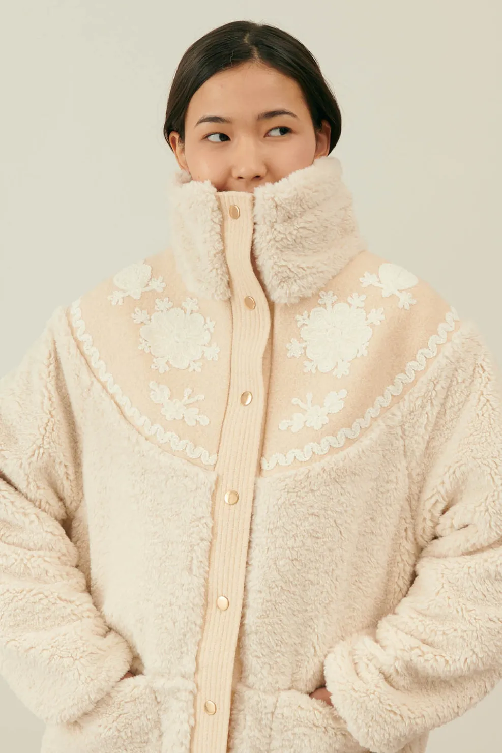 Manteau Rose*Louise Misha Fashion