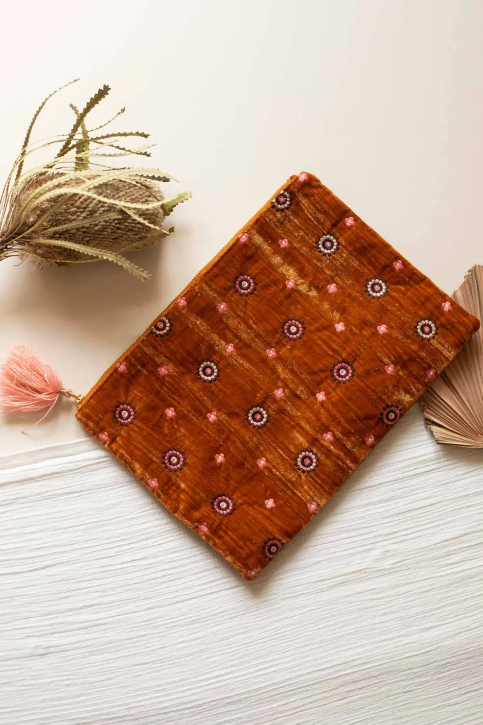 Pochette Domina*Louise Misha Hot