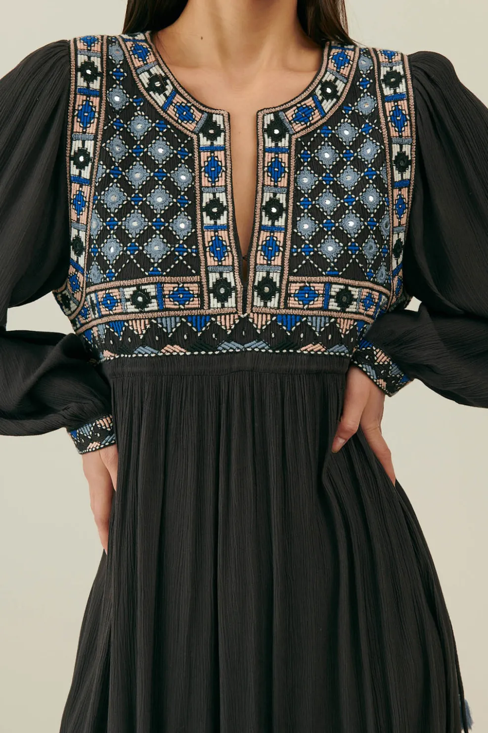 Robe Gabriella*Louise Misha Shop